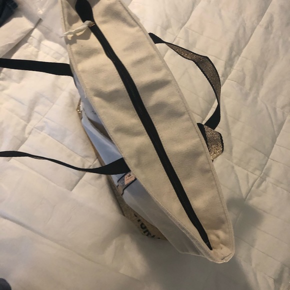 Victoria’s Secret Glitter weekender Tote. NWT - Picture 8 of 16